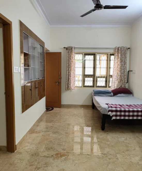 Small Corner House Bedroom Image