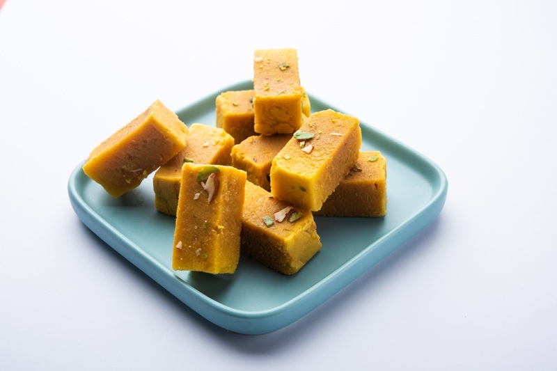 Mysore Travel Guide 2026: What To Do, Eat and Where To Stay 2 Mysore Pak