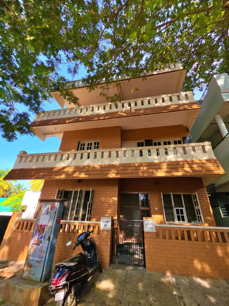 Manasthala Rajesh Bungalow 261